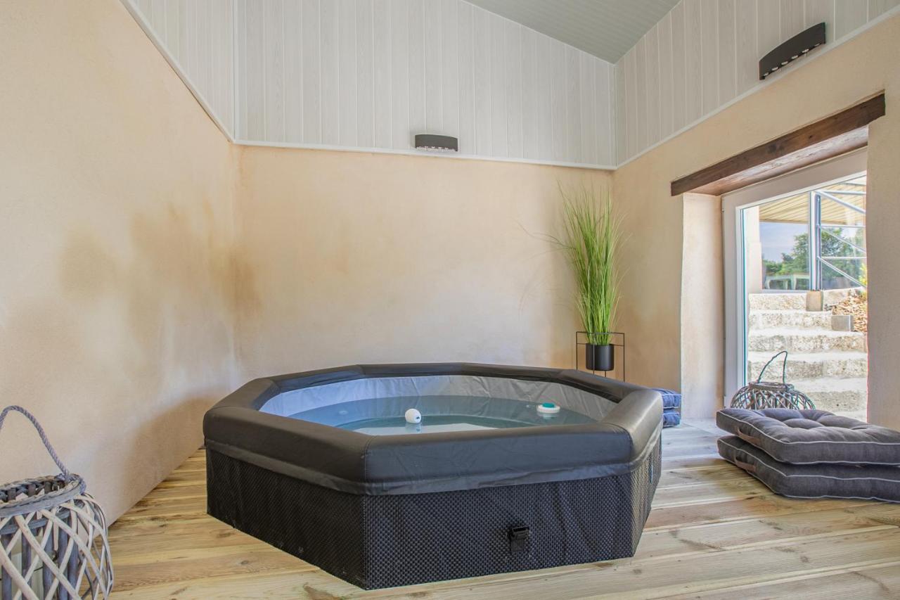 Les Ormes - Grande Maison Avec Jacuzzi Largny-sur-Automne Ngoại thất bức ảnh